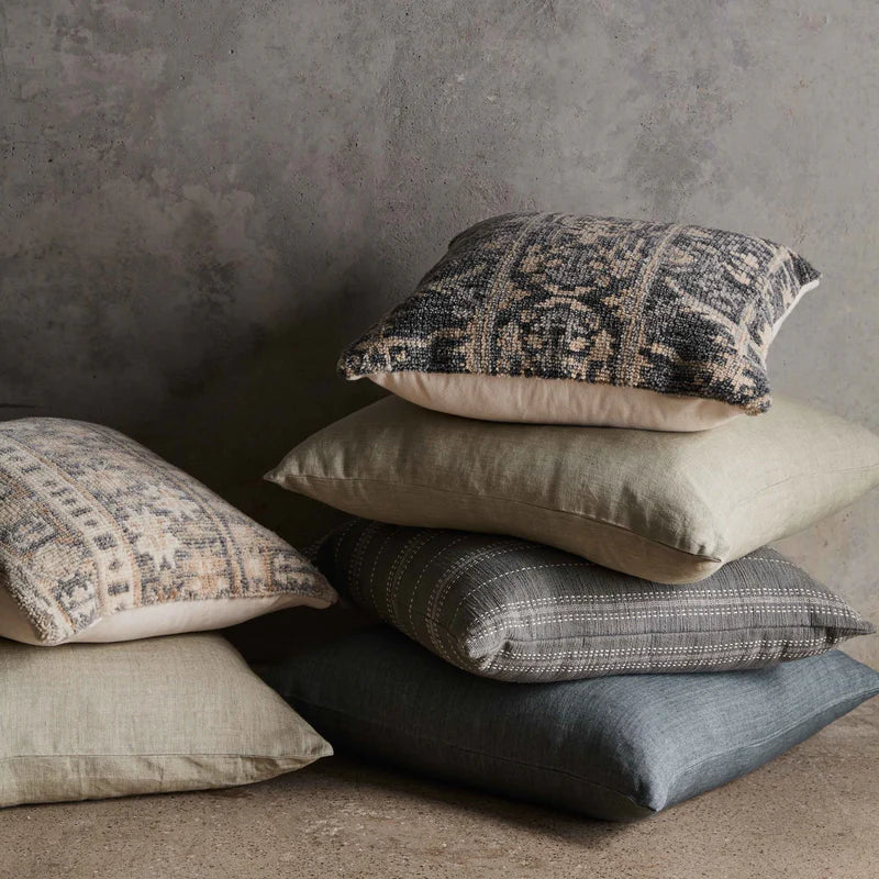 SHARKISS | Akira Hand-Knotted Pillow