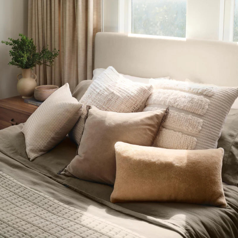 SHARKISS | Isidora Pillow